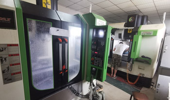 精密機(jī)械加工車間